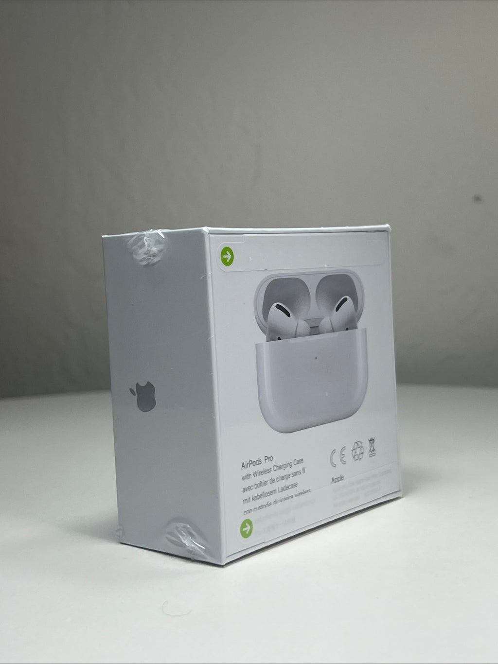 New Apple AirPods Pro with Wireless Charging Case - White